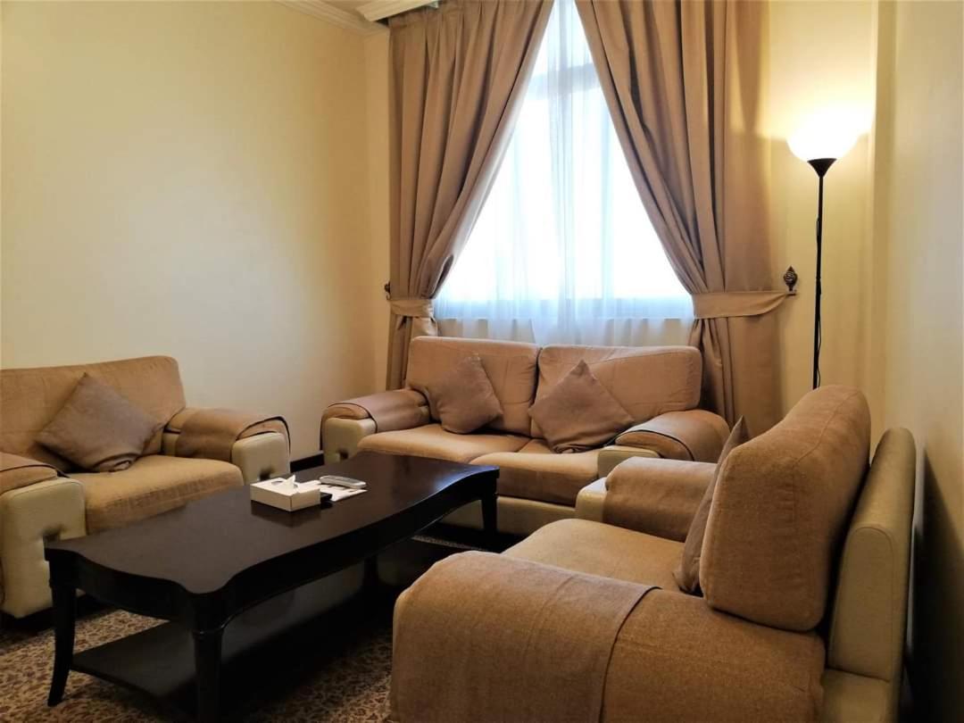 One-Bedroom Suite